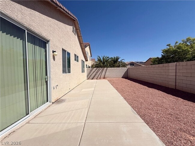 Building Photo - 5366 S Conquistador St