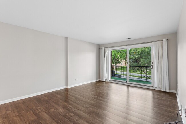 Building Photo - 7510 Farmingdale Dr