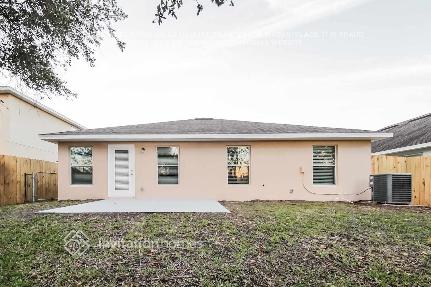 Building Photo - 1297 Alaqua Way