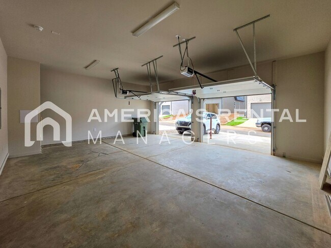 Building Photo - 4422 Foxcote Ln