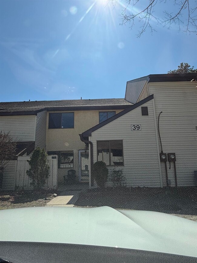 Building Photo - 2703 Mimosa Ct