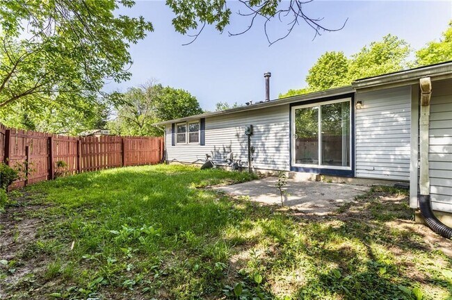 Building Photo - 2322 Silver Maple Ct