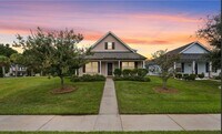 Building Photo - Spacious 4 Bed, 3 Bath Home on a Corner Lot in *The Villages of Vallambrosa!