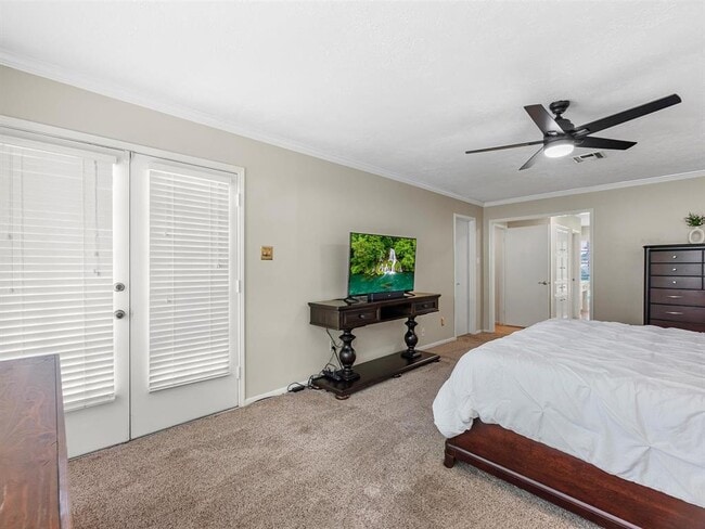Building Photo - 3014 Redwood Lodge Dr
