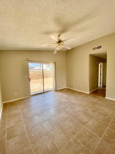 Building Photo - 2253 Tierra De Oro Way