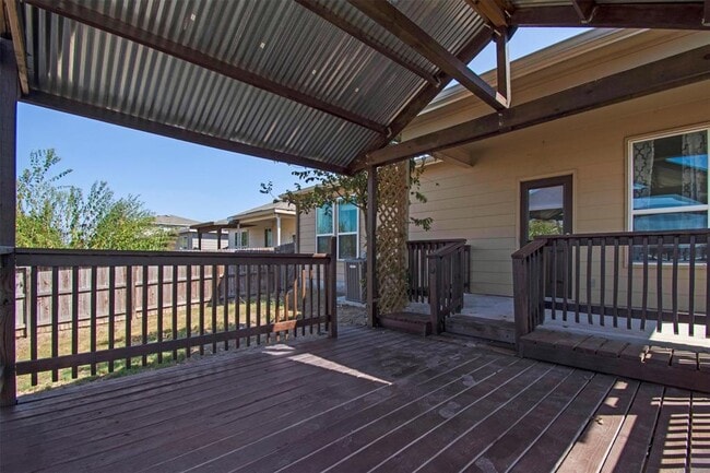 Building Photo - 126 Texas Thistle