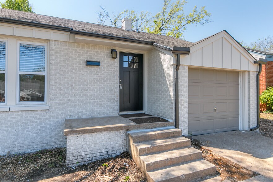 Building Photo - 3012 NW 44th St