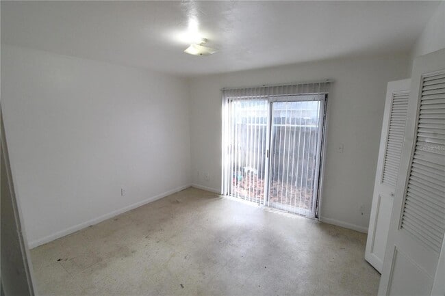 Building Photo - 6101 NW 23rd Terrace