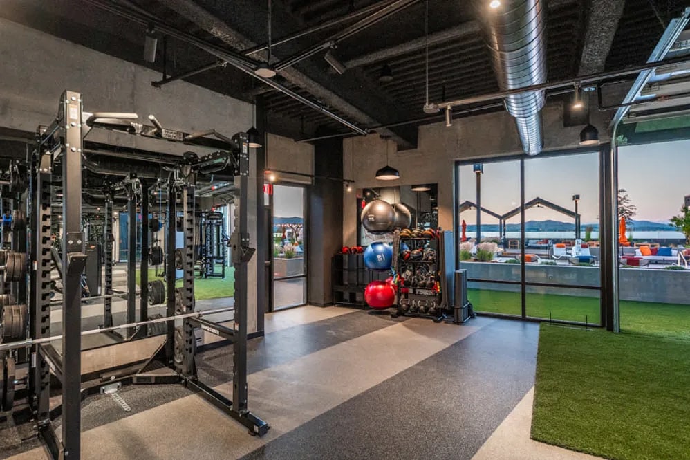 Building Photo - 2060 Experience Ave