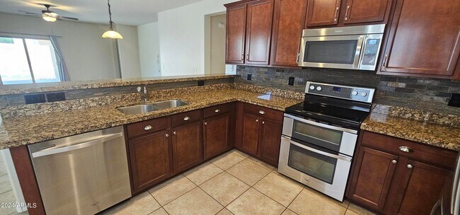 Building Photo - 10430 E Verbina Ln