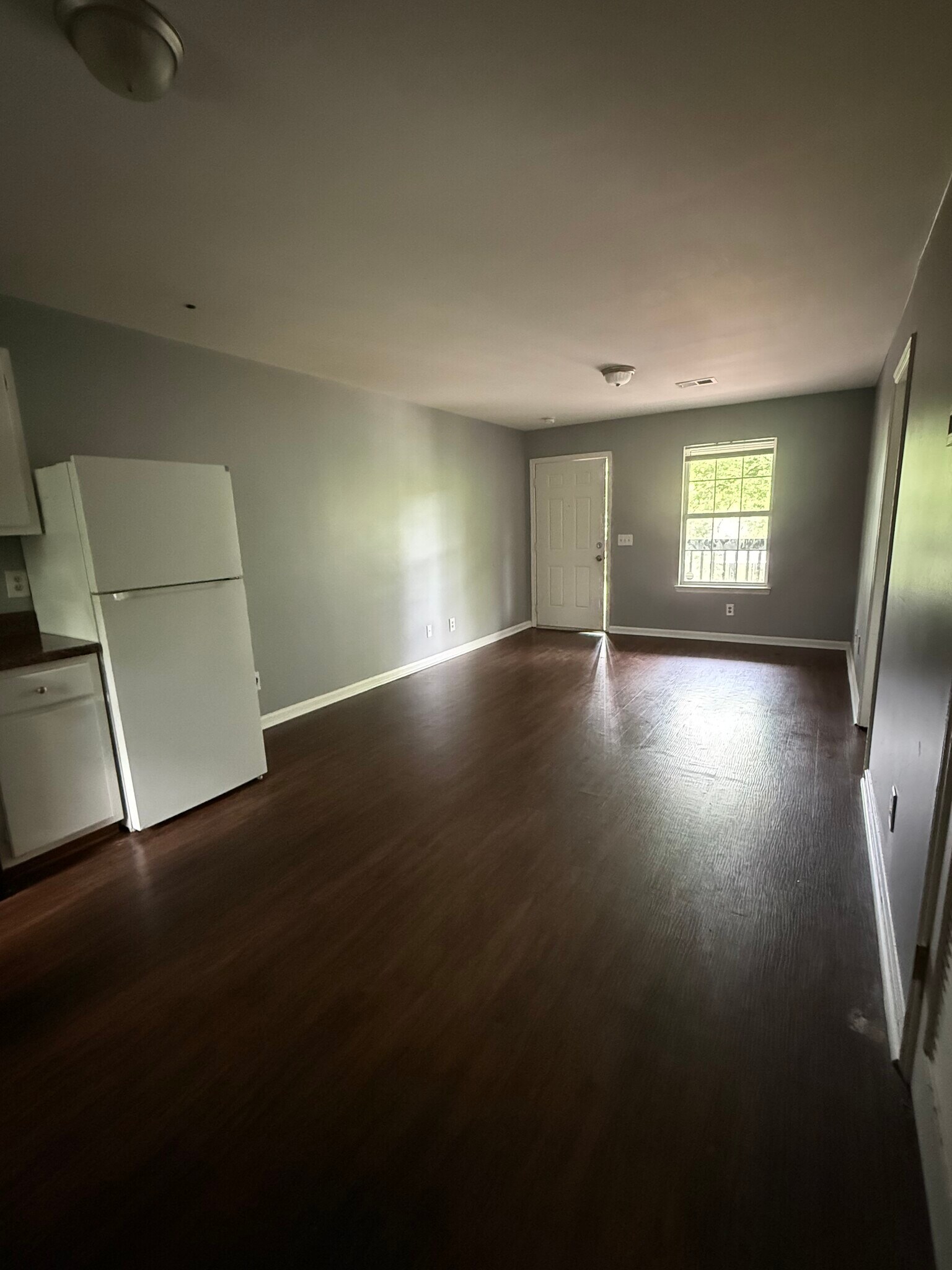 Building Photo - 1104 Penrose Dr