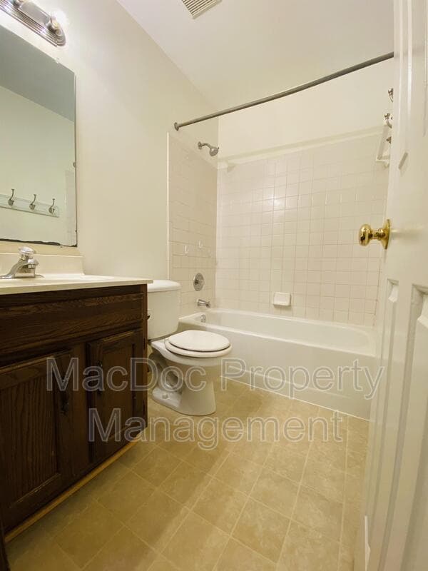 Building Photo - 10717 S Jamie Pl