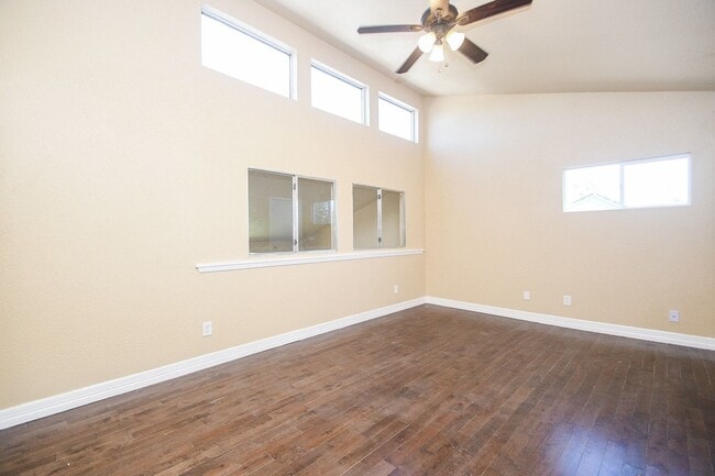 Building Photo - 11330 Bandlon Dr