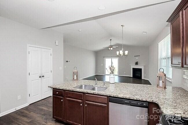 Building Photo - 6828 Pennyroyal Wy