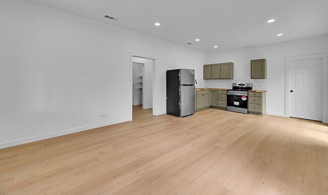 Building Photo - Well-maintained 3BD 2BA Home in Waco