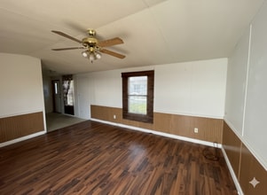 Building Photo - 2496 W Highway 98