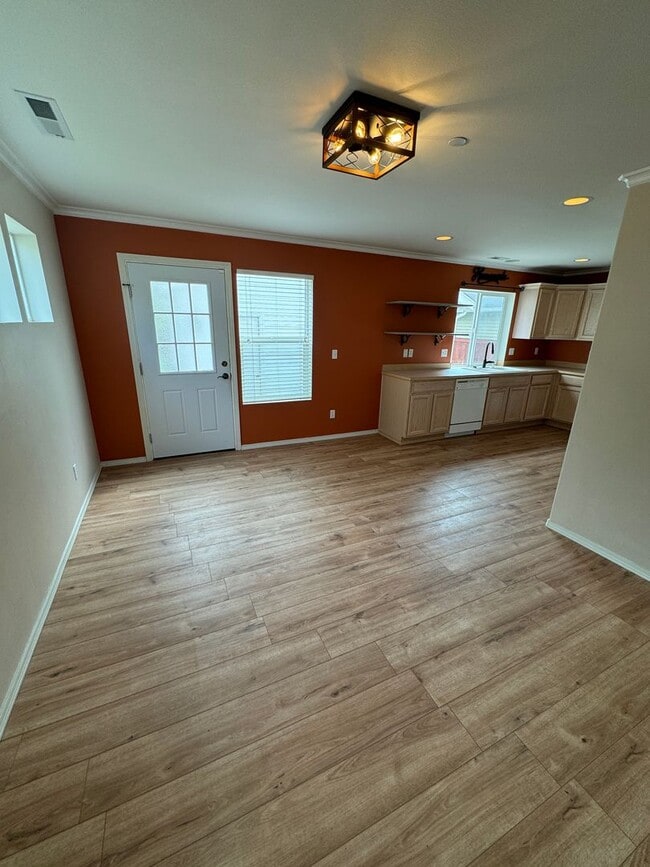 Building Photo - 1285 Griggs St