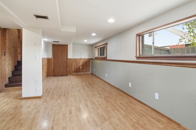Building Photo - $2,495.95, 4 bed, 1.5 bath with a large backyard.