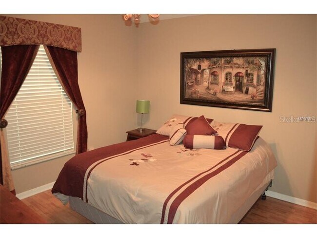 Building Photo - 5750 Los Palma Vista Dr