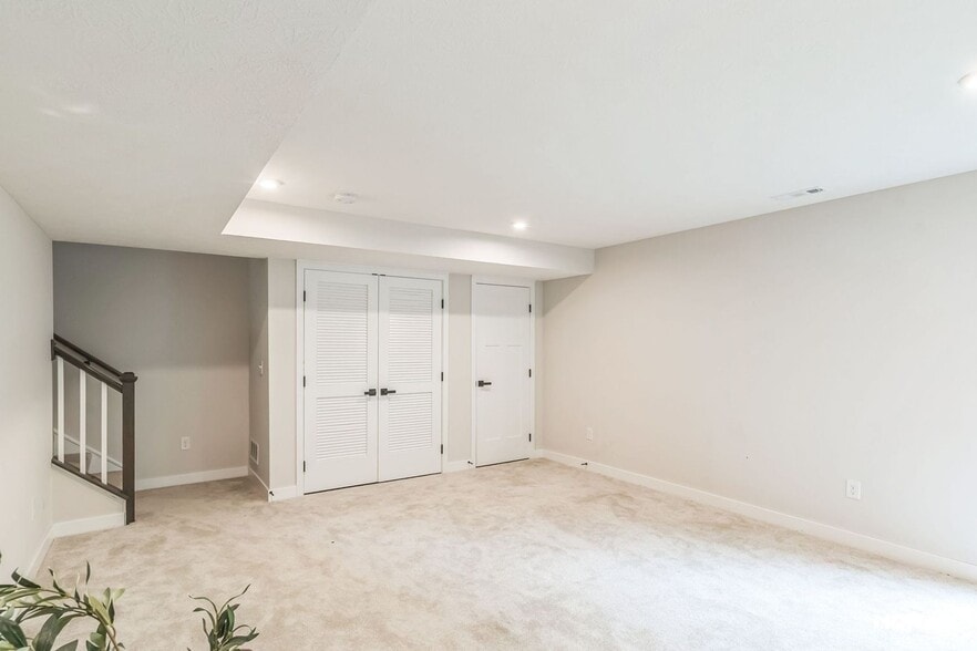 Building Photo - 6832 Frey Ln
