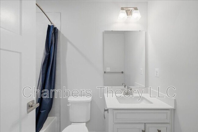 Building Photo - 4322 Ellipse Ter