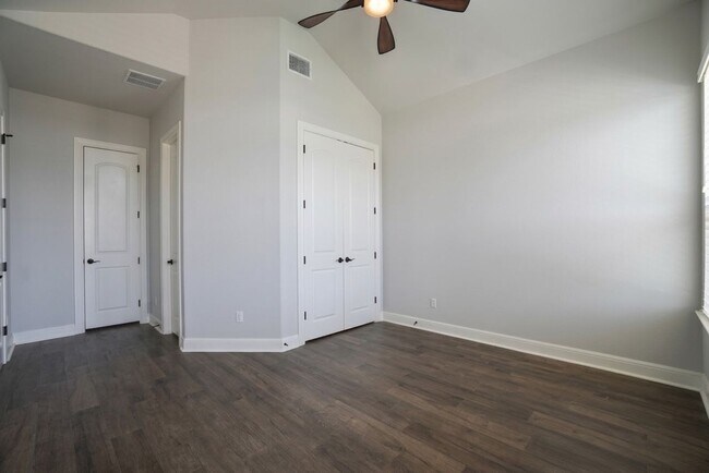 Building Photo - 2209 Milan Meadows Dr