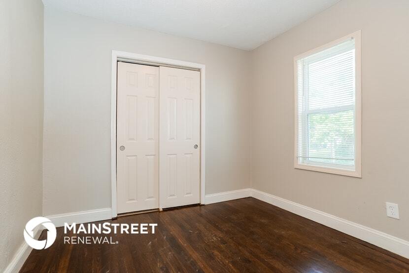 Building Photo - 7600 Washington St