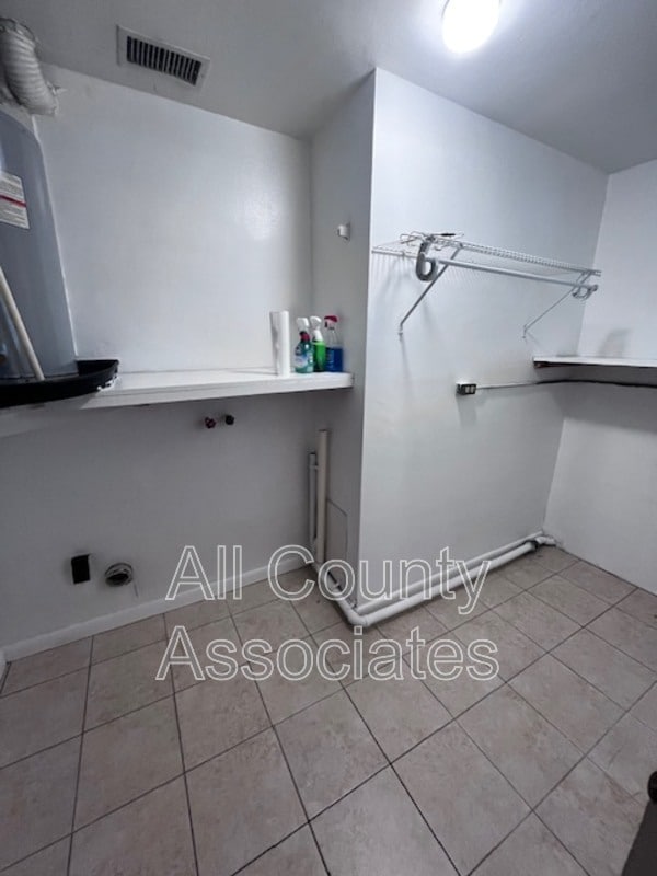 Building Photo - 610 N Walton Ave