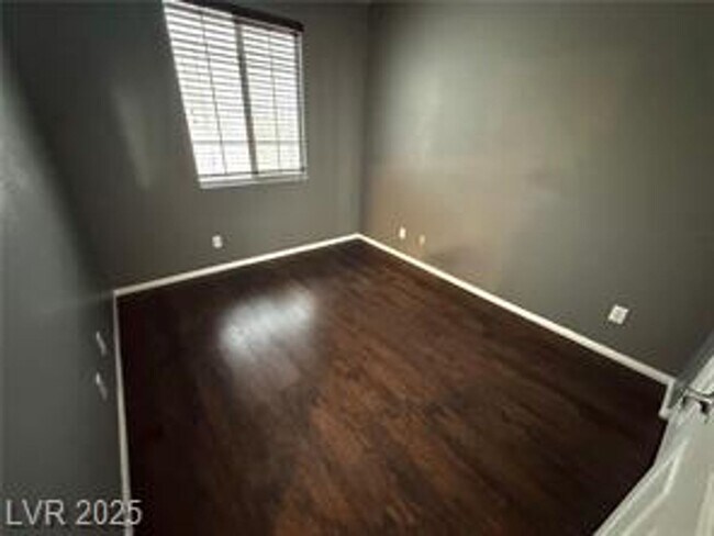 Building Photo - DON’T MISS OUT ON THIS BEAUTIFUL 4-BEDROOM...