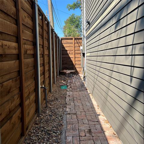 Building Photo - 5746 Velasco Ave