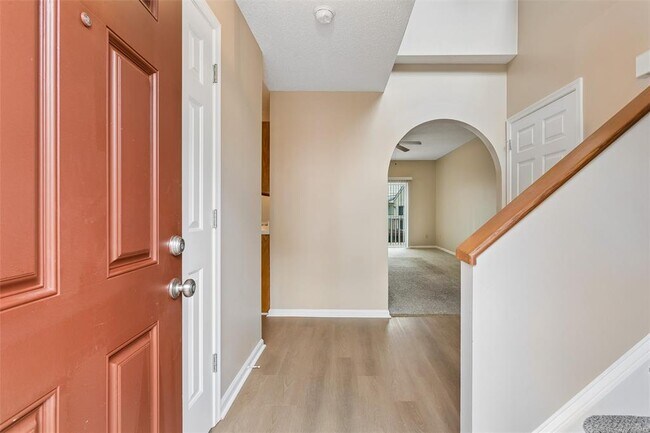 Building Photo - 5306 Aden Ct