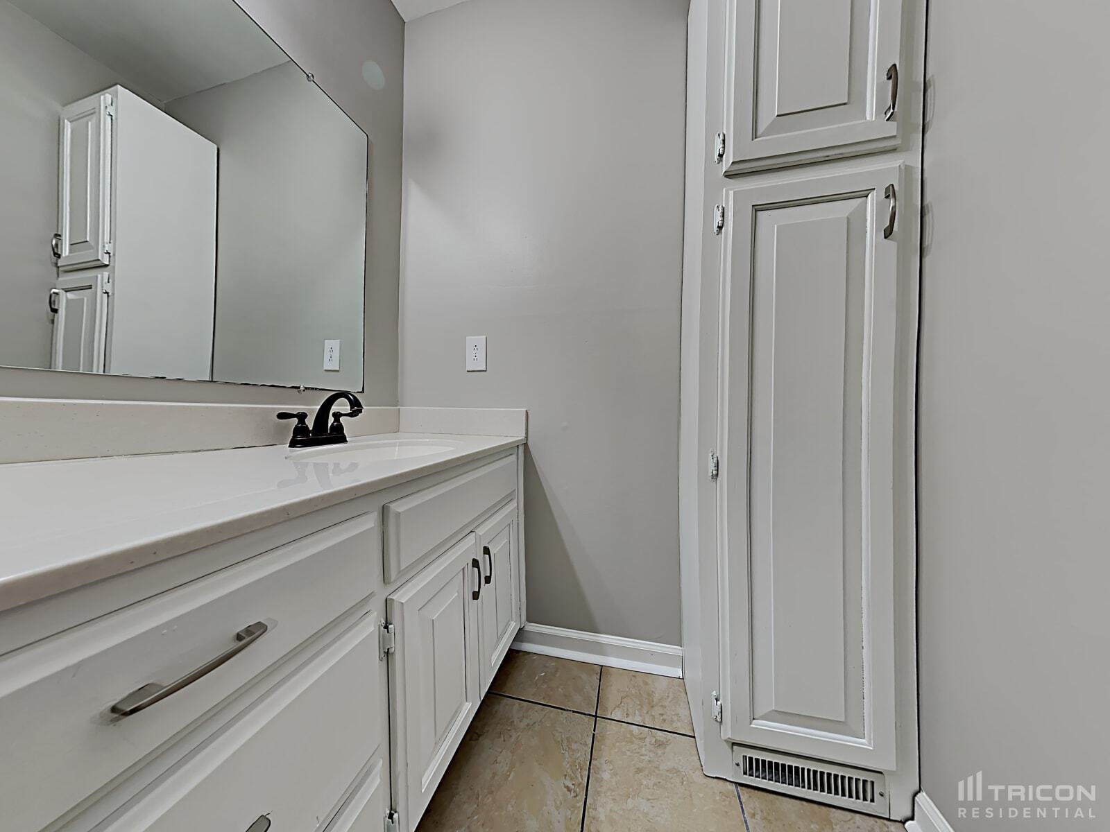 Building Photo - 730 Brushy Ridge Dr