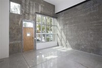 Building Photo - 5-Story UNIQUE Industrial Townhome - 3BD/4BA - w/ Open Floor Plan, Lots of Natural Light! - Secur...