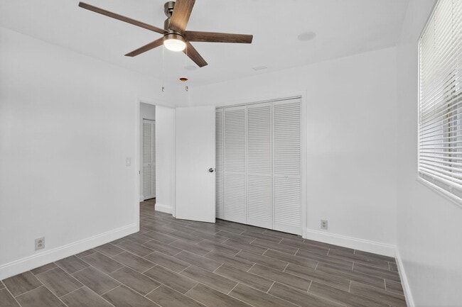 Building Photo - 600 S Mangonia Cir