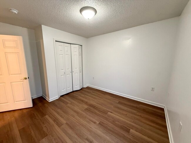 Building Photo - 46 Sandalwood Wy