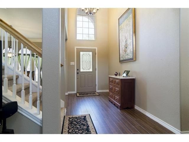 Building Photo - 213 Longview Ct