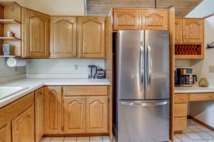 Building Photo - 1490 Valley Ranch Cir