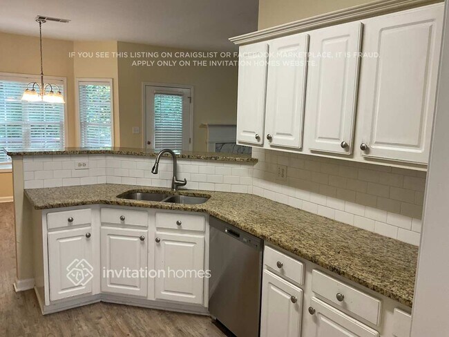 Building Photo - 4375 Red Rock Point