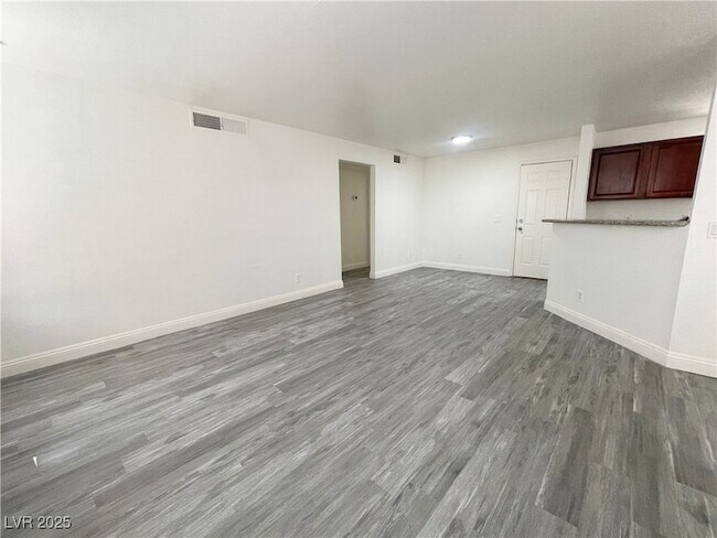 Building Photo - 2801 N Rainbow Blvd