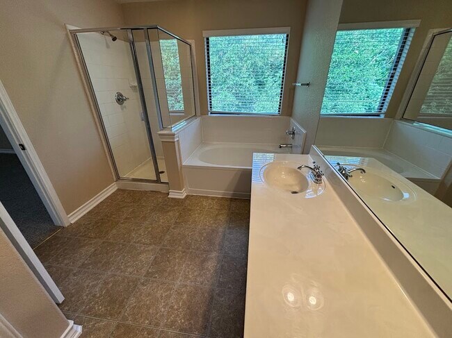 Building Photo - 10236 Grizzly Oak Dr
