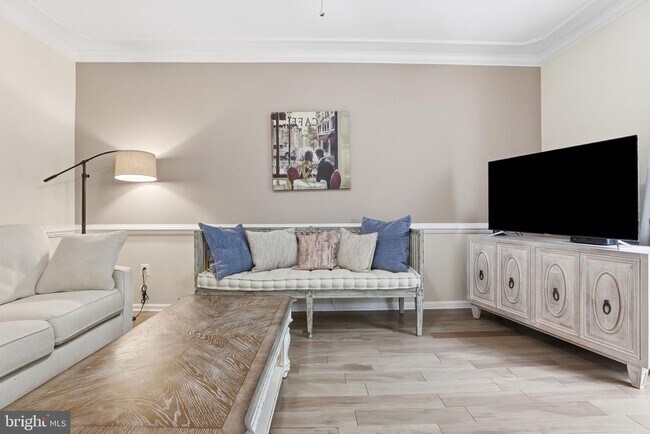 Building Photo - 47716 Bowline Terrace