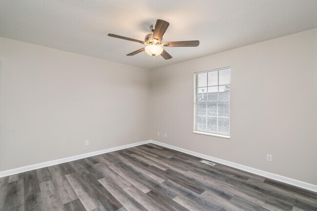 Building Photo - 4741 Scepter Way