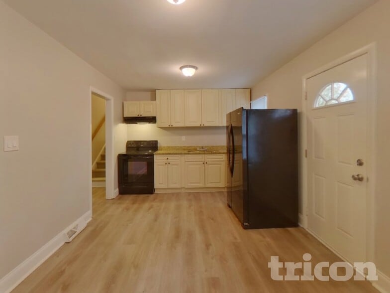 Building Photo - 6809 Cardigan Ave