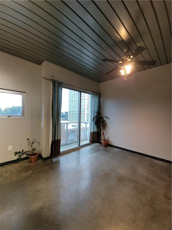 Building Photo - 620 Glen Iris Dr NE