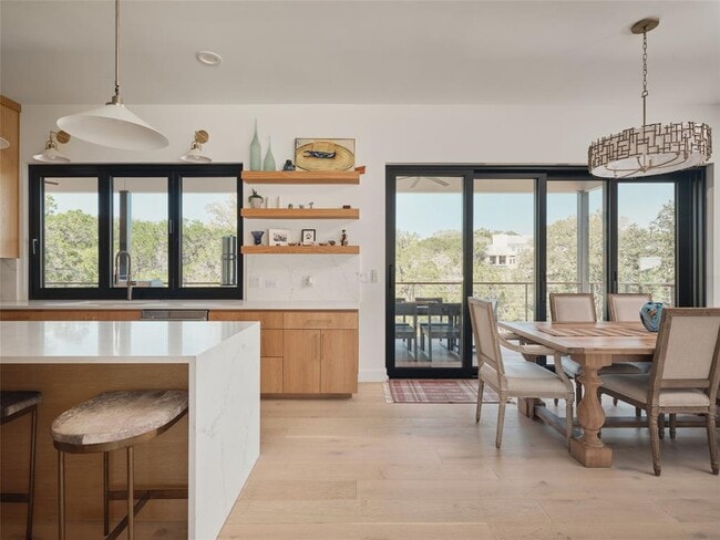 Building Photo - 3214 Smoky Ridge