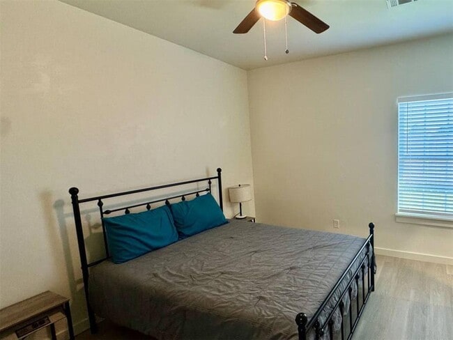 Building Photo - 1515 SW Georgia Ave