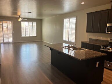 Building Photo - Modern 3-Bedroom, 2-Bath Home with Window ...