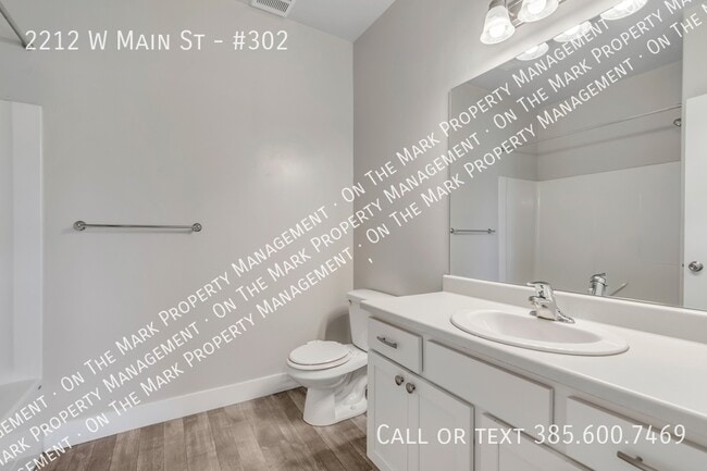 Building Photo - 2212 W Main St