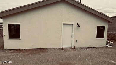 Building Photo - 3614 Van Buren Ave