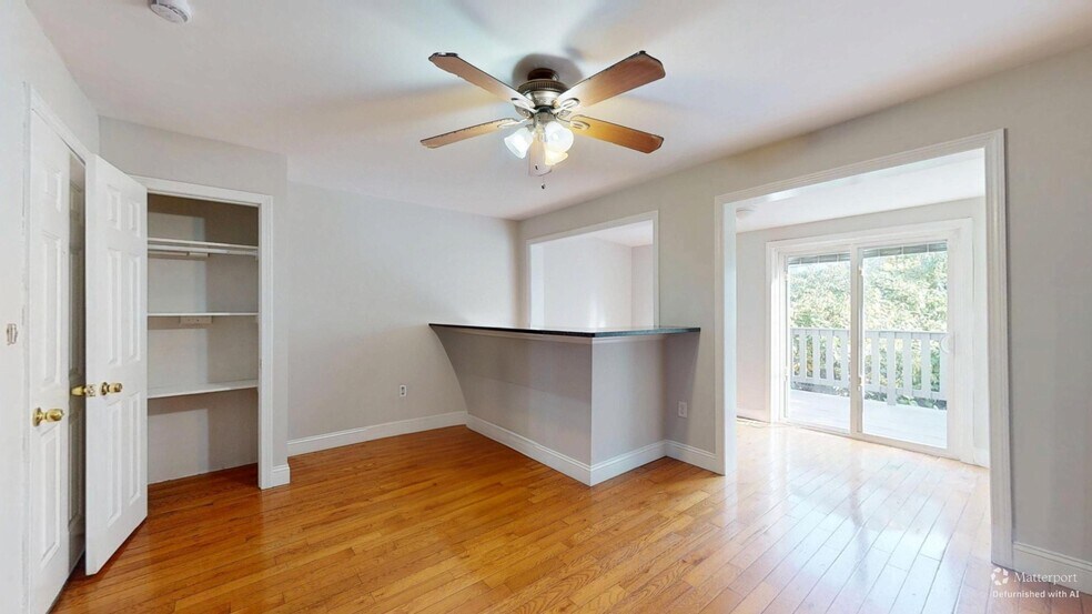 Building Photo - 161 Bennington St